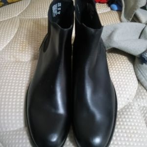 Wolverine Chelsea Boots